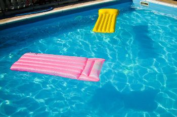 poolfloats-2-1.jpg