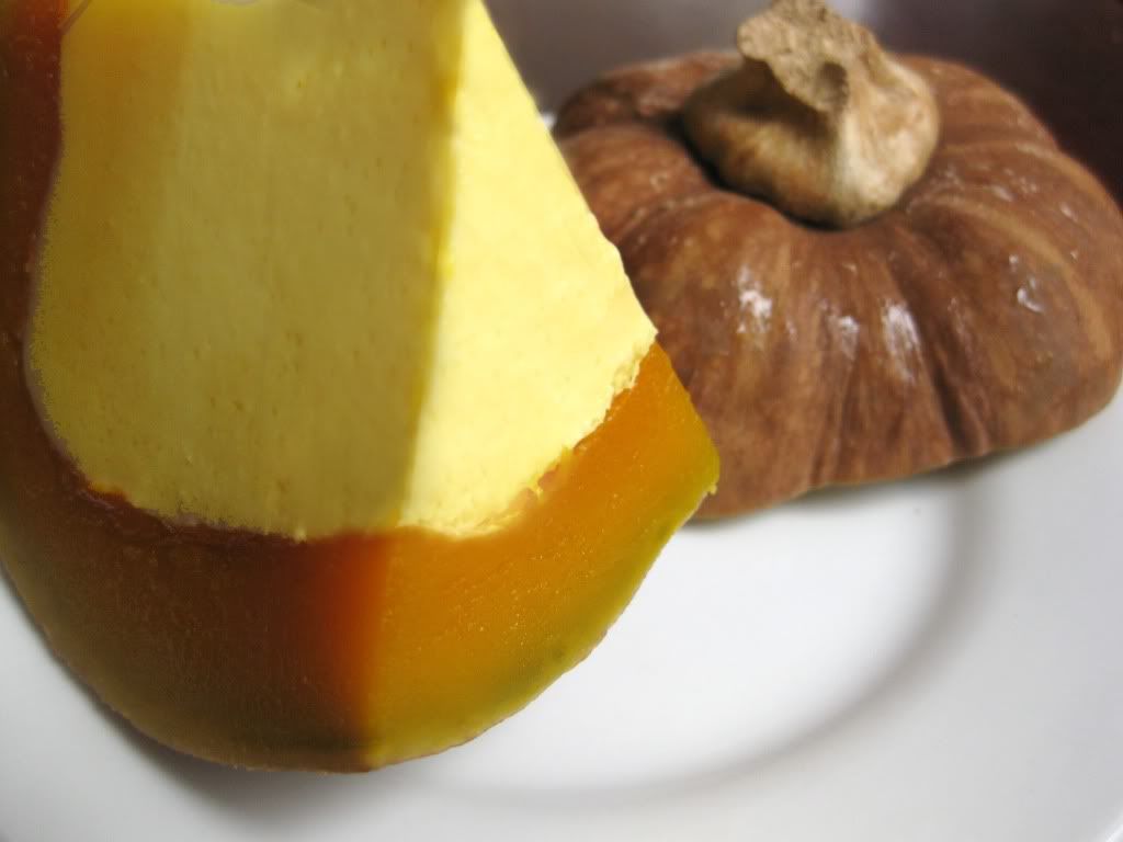 Nhận đặt bánh Flan bí đỏ, Flan Trái dừa, Rau câu các loại thơm ngon tại Flan Milk Egg - 1
