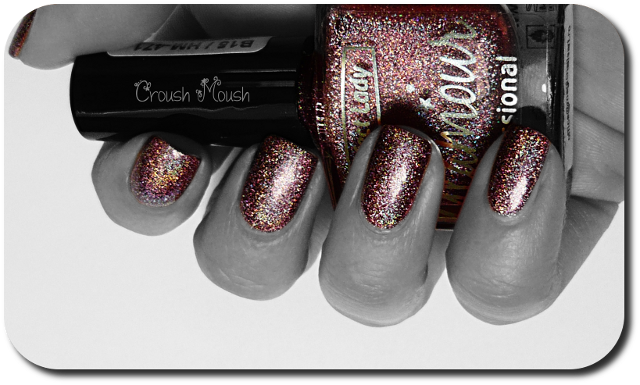 http://i1059.photobucket.com/albums/t435/Moush95/Perfect%20lady%20hologram%20pink/h8bis.png